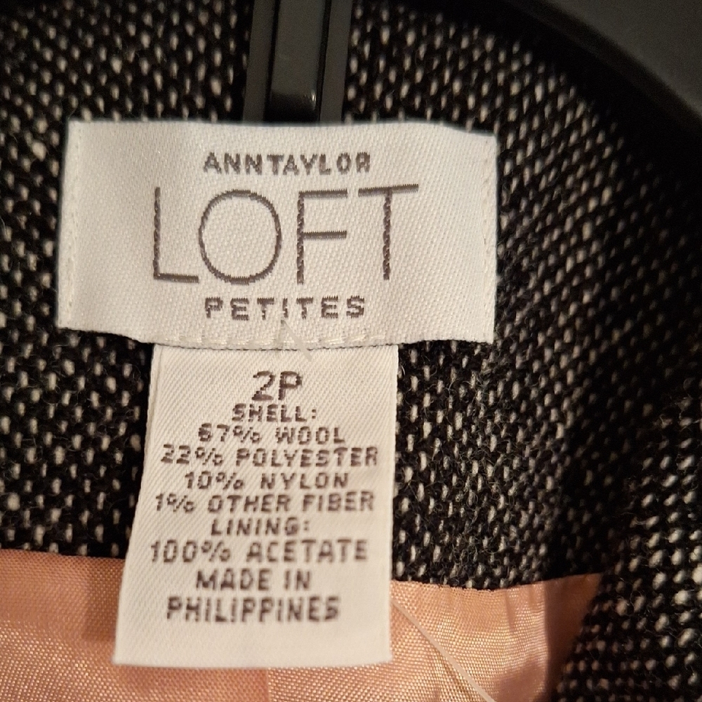 LOFT Black Women's Blazer. Excellent Condition Size NWT 2Petite - Picture 10 of 11